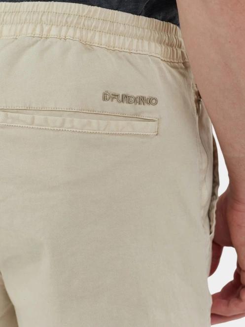 Fundango Mason Chino Shorts férfi rövidnadrág homok színben 5