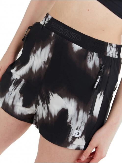 Fundango Karin Shorts női sport rövidnadrág fekete színben 5